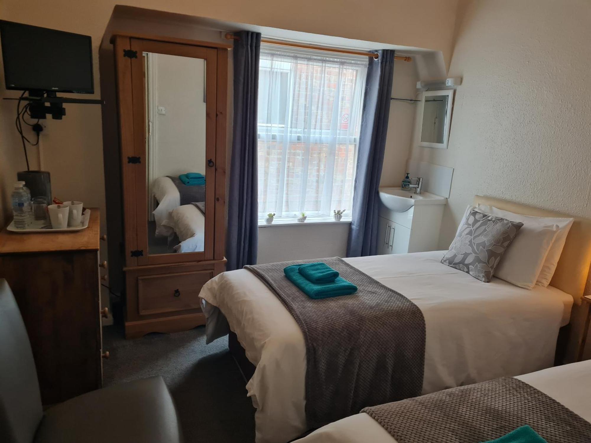 Hotel The Chimes à Bridlington Extérieur photo